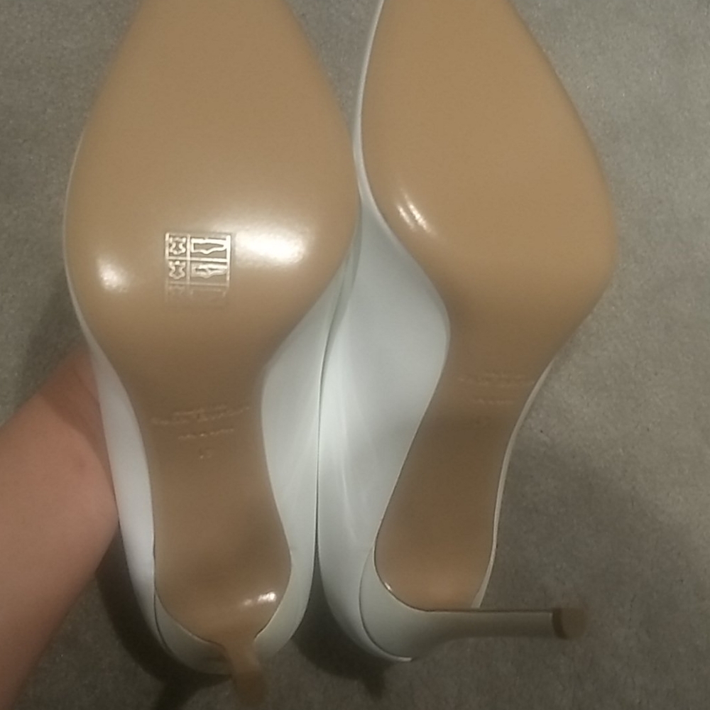 Michael Kors Collection Gretel Runway Pump - Picture 3 of 6